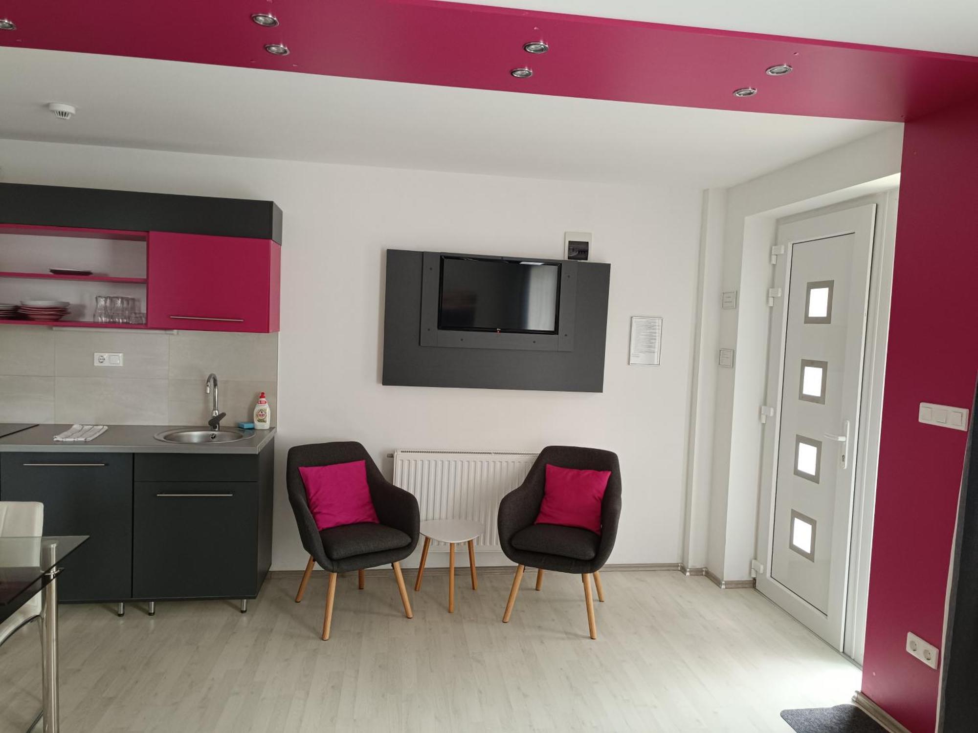 Ujhely Apartmanhaz Siófok Exterior foto