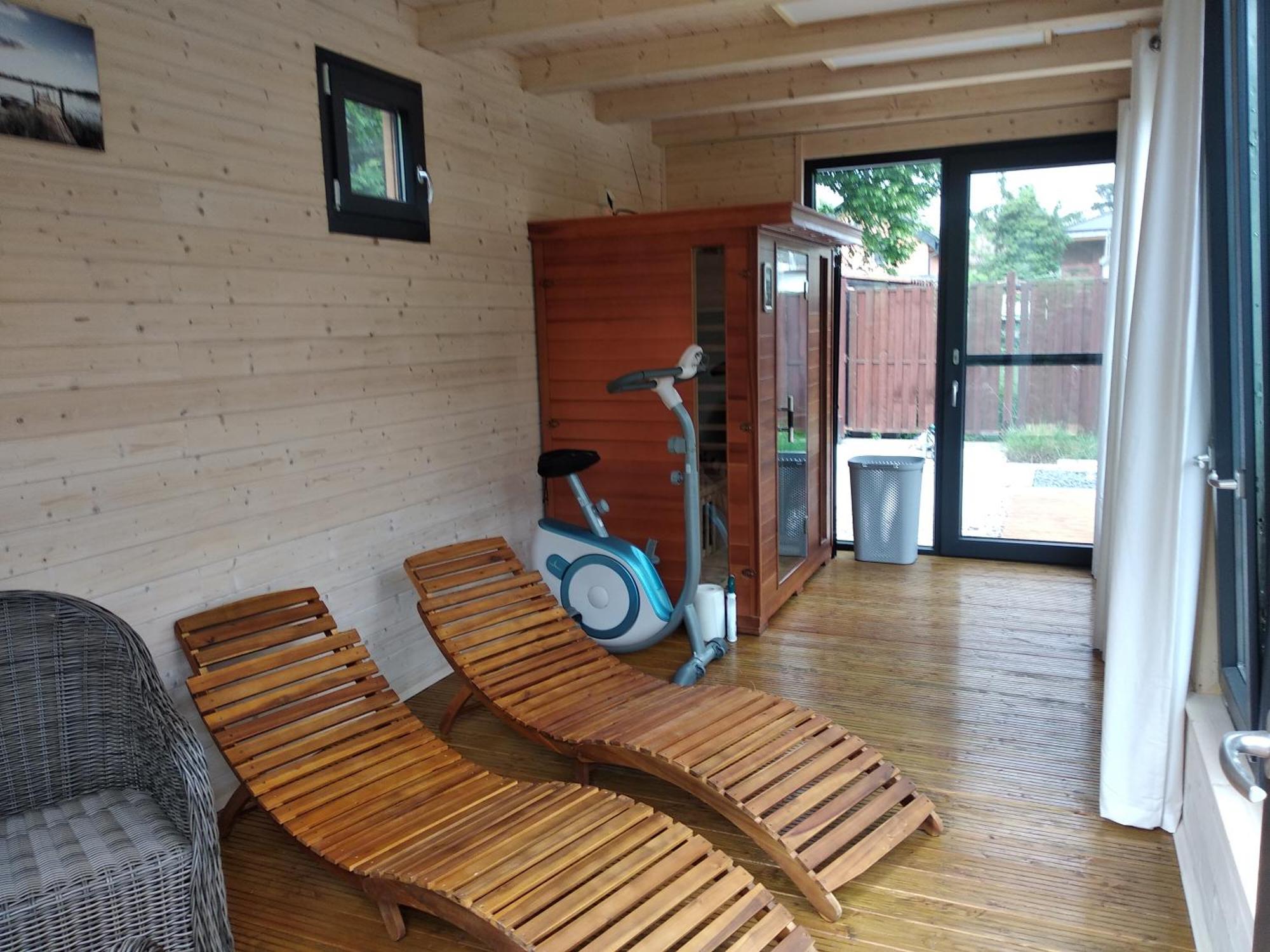Ujhely Apartmanhaz Siófok Exterior foto